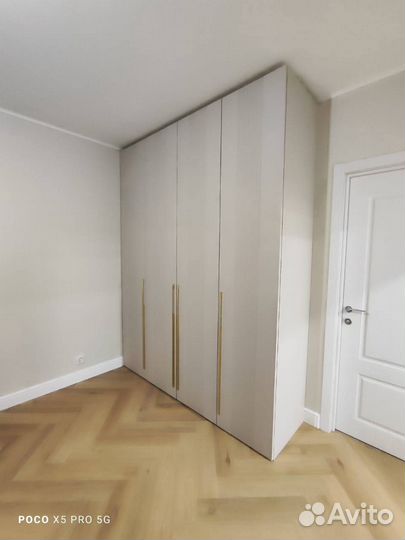 Шкаф распашной