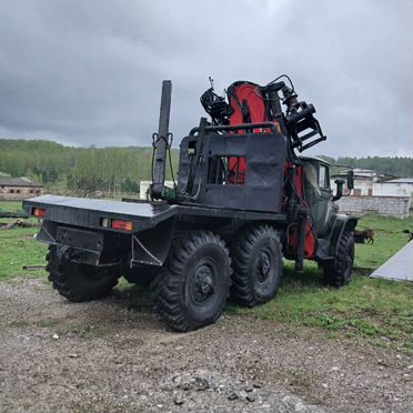 Лесовоз (сортиментовоз) Урал 4320 с КМУ Epsilon, 1989