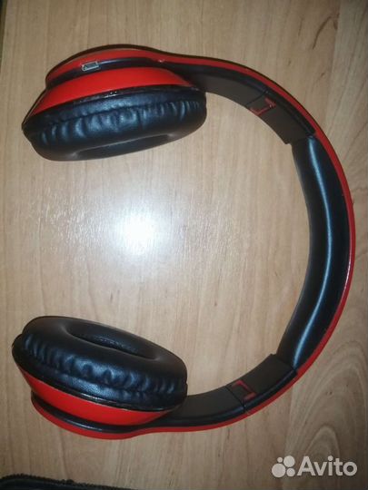 Беспроводные наушники