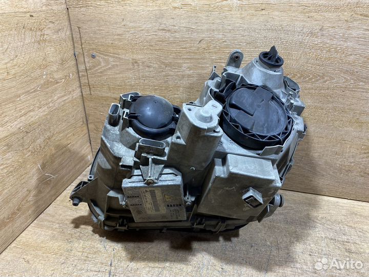 Комплект ксеноновых фар Mercedes W203 дорест