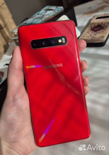 Samsung Galaxy S10, 8/128 ГБ