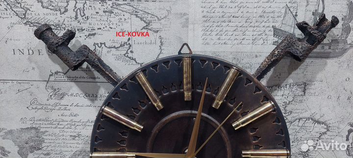 Антуражные настенные часы из штыков мосина царские