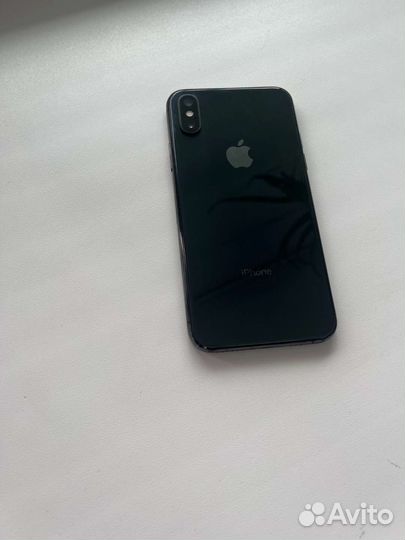 Телефон iPhone XS 64