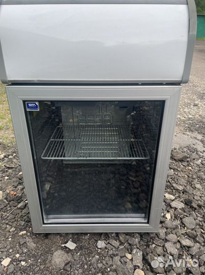 Барный холодильник “frigoglass”