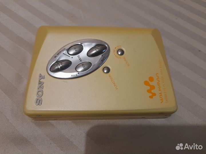 Аудиоплеер Sony Walkman