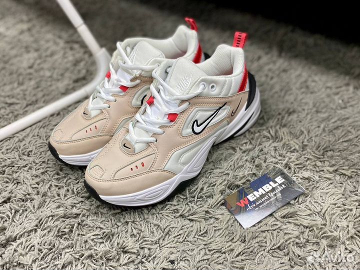 Кроссовки женские Nike M2K Tekno кремовые