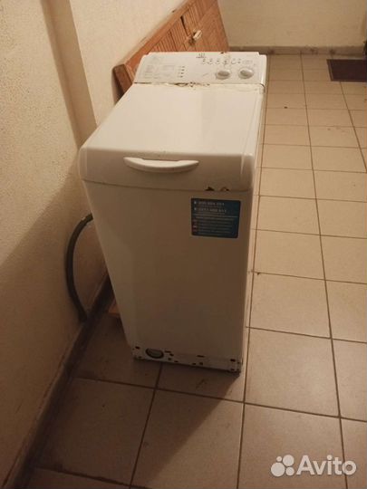 Стиральная машина с вертикальной загрузкой