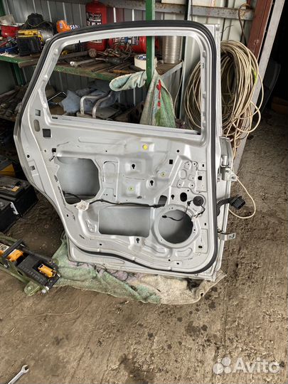 Форд мондео 4 задняя дверь седан 2010 год