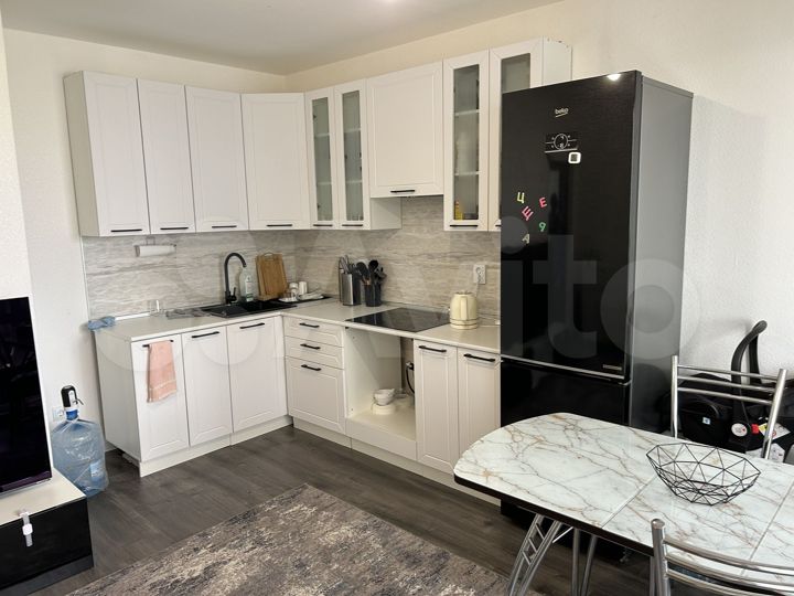 2-к. квартира, 61,1 м², 10/15 эт.