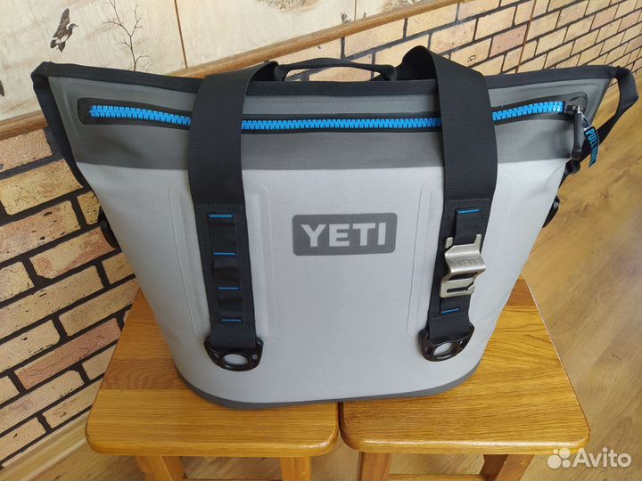 Термосумка Yeti Hopper Two 20