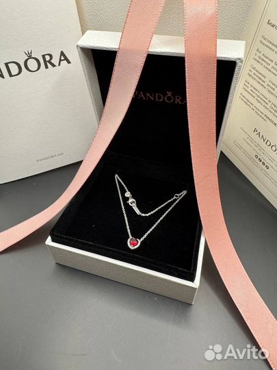 Колье Pandora Красные сердца