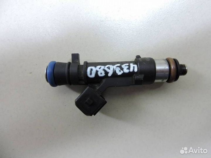 Форсунка инжекторная электрическая LADA Largus 201