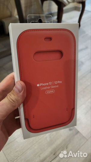 Чехол Apple Leather Sleeve with MagSafe 12/12 Pro
