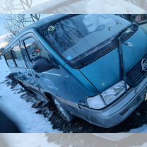 SsangYong Istana 2.9 MT, 1998, 250 000 км, с пробегом, цена 125 000 руб.