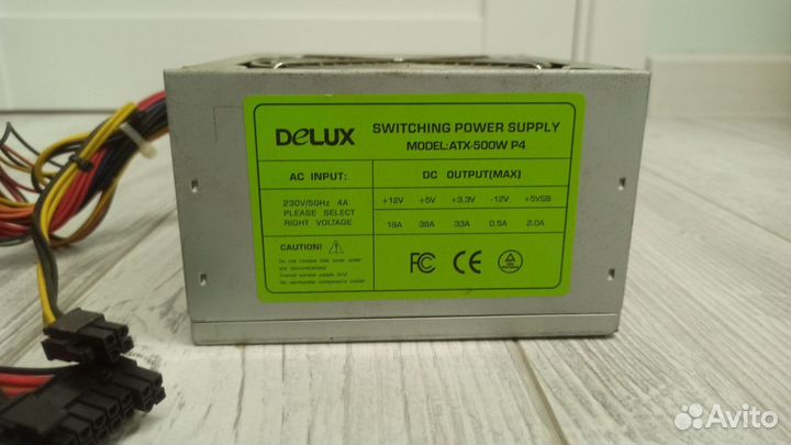 Блок питания Delux ATX-500W P4