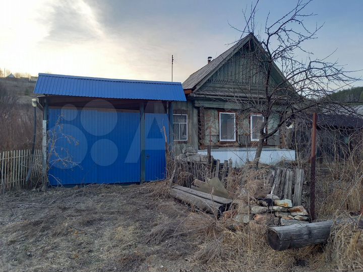 Дом 32 м² на участке 6 сот.