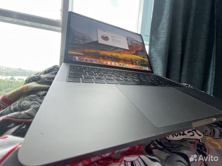 Apple MacBook Pro 13 2018