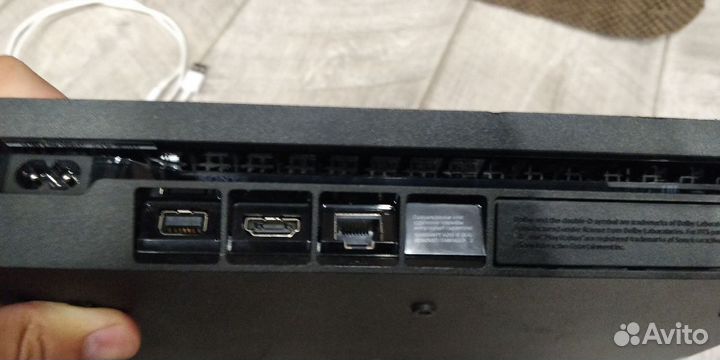 PS4 Slim 1Tb+2джоя+3игры