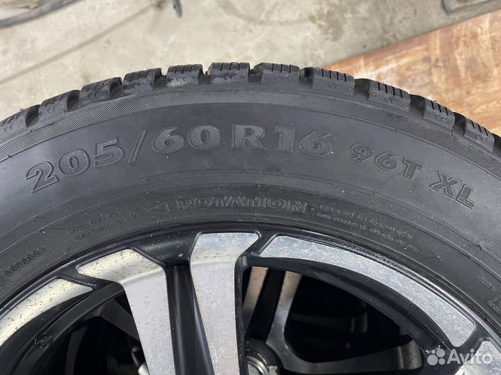 Nokian Tyres Hakkapeliitta 7 205/60 R16 96T