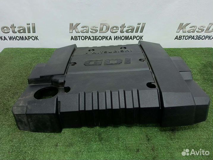 Накладка/крышка двигателя Mitsubishi carisma 1.8