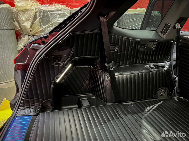 Коврик в багажник на Audi Q6 2023