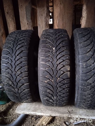 Комплект колёс с зимней резиной R15