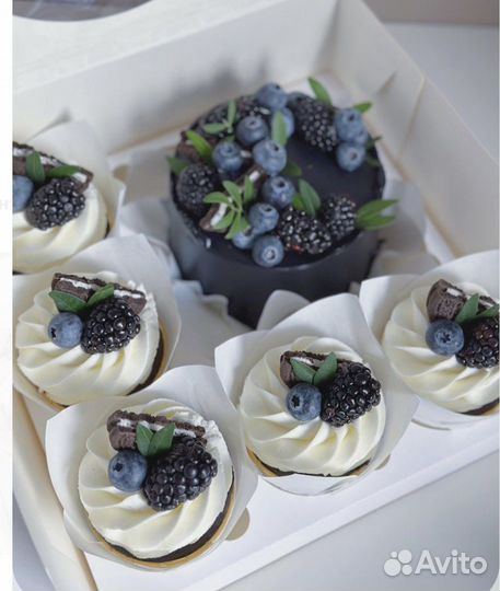 Набор бенто торт и капкейки