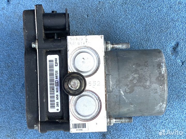Subaru Forester (S12) 2008-2012г блок ABS (насос)