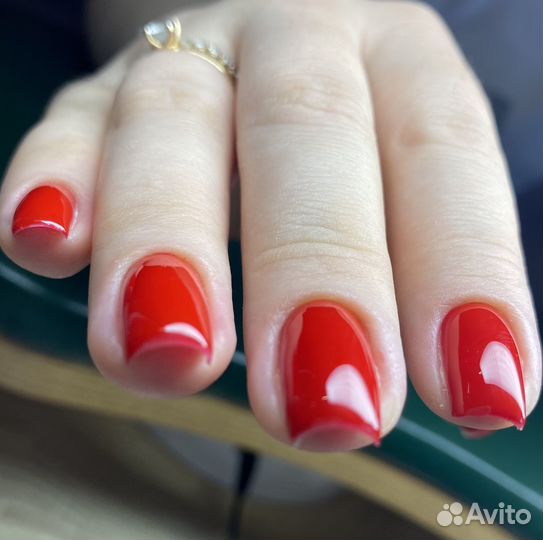 Мастер маникюра и педикюра