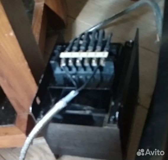 Понижающий трансформатор 220 100