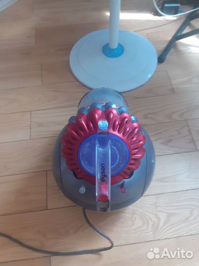 Пылесос Dyson Cinetic Big Ball Parquet мотор