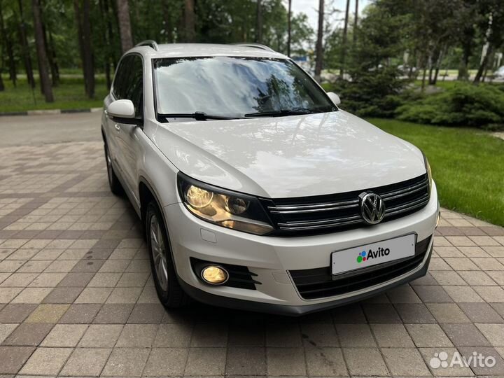 Volkswagen Tiguan 2.0 AT, 2011, 106 000 км