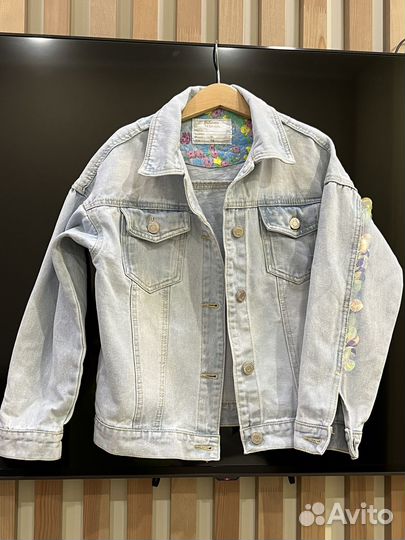 Куртка джинсовая на девочку