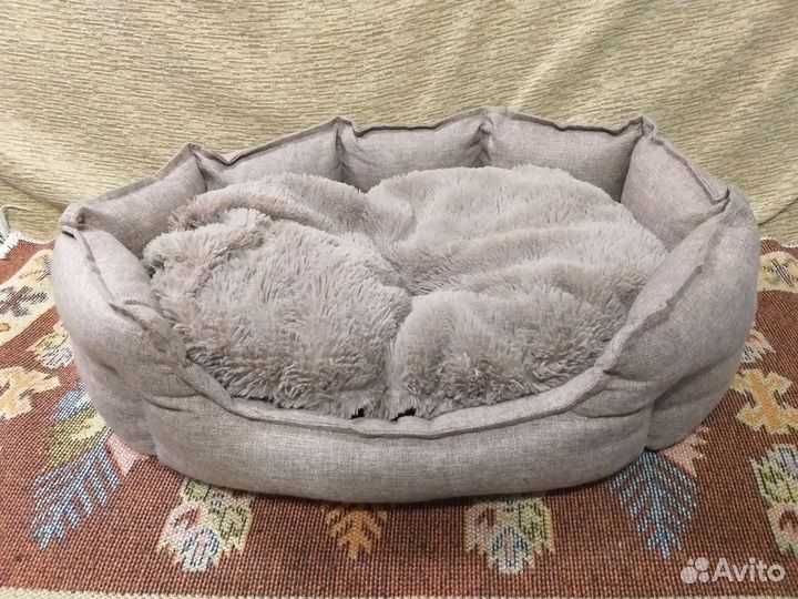 Лежанка для собак