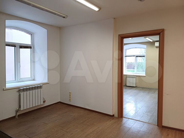 2-к. квартира, 94 м², 1/2 эт.