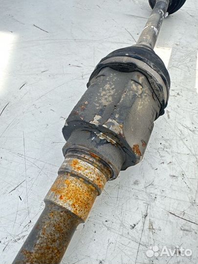 Привод передний правый Jeep Grand Cherokee WK2 ERC