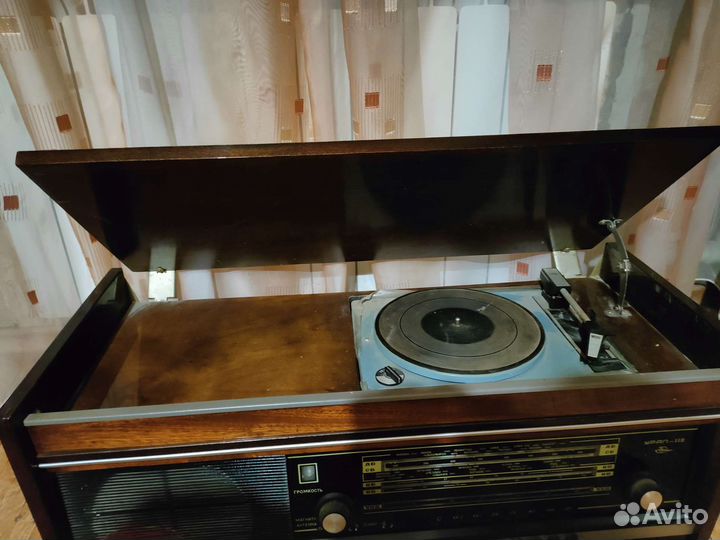 Радиола Урал 112