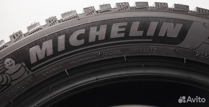 Michelin X-Ice North 4 SUV 235/55 R19 105T