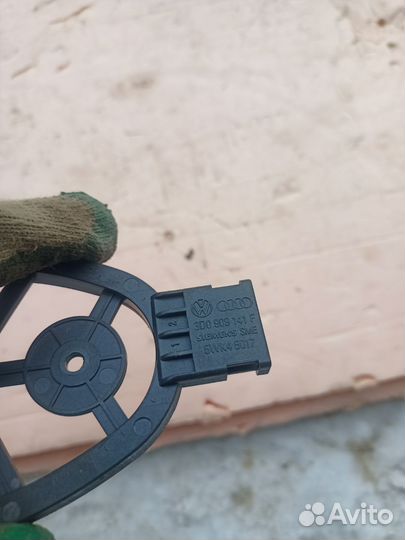 Антенна audi A8 D3 VAG