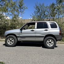 Chevrolet Tracker 2.0 AT, 2000, 279 000 км, с пробегом, цена 550 000 руб.