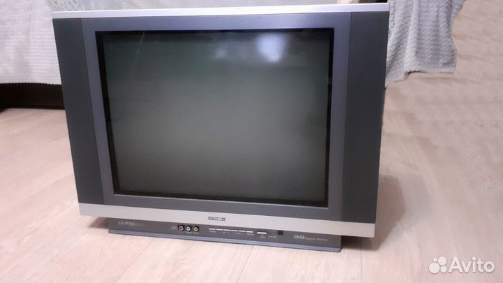 Телевизор Hitachi