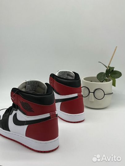 Nike Air Jordan 1 Retro High OG Black Toe 2016