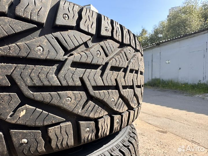 Комплект оригинальных колес для Audi 80 B4