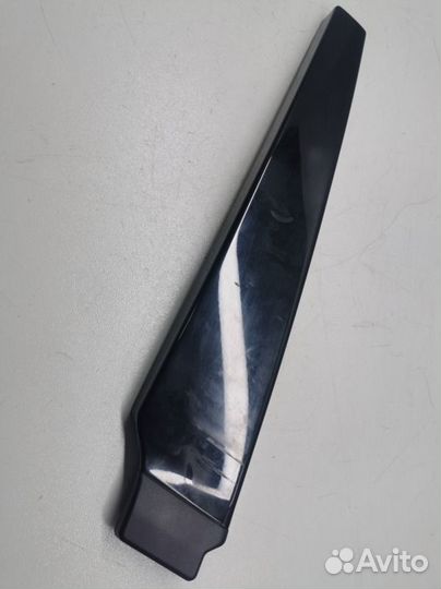 Накладка стойки правая Audi A6 C6 3.2 2007