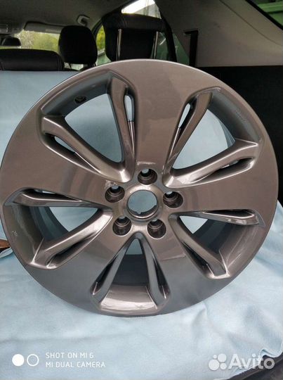 Оригинальные Литые диски r18 5x114.3