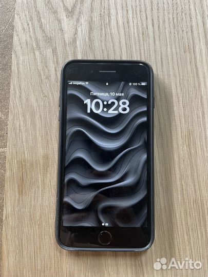 iPhone 8 Plus, 64 ГБ
