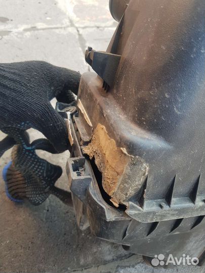 Корпус воздушного фильтра Toyota