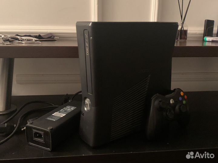 Xbox 360s 250gb