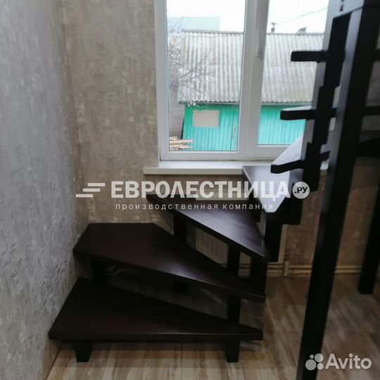 Лестница из металла