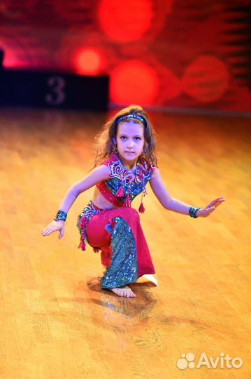 Костюм для восточных танцев на девочку